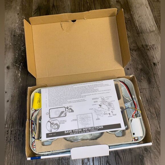 LED Exit Sign Lithonia Lighting Red Letter Exit Low Profile  EXR LED #A9-34 - Picture 2 of 3